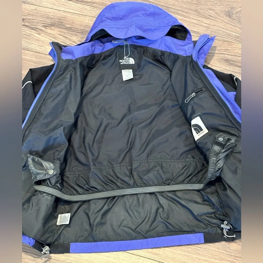 The North Face Kids Medium Purple and Black Snow and Raincoat